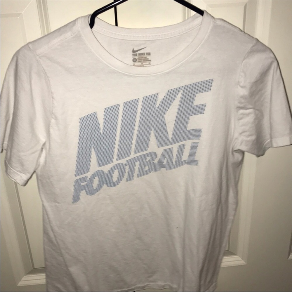 NIKE TEE